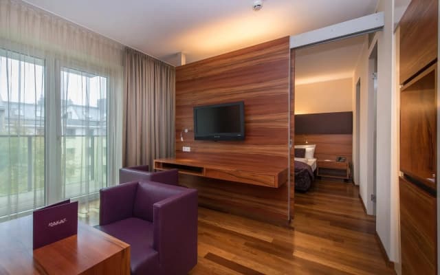 Pakat Suites - photo 3