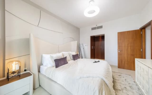 EDEN'S Homes & Villas - Standpoint Residences - photo 4