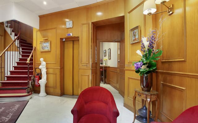 Lux Hotel Picpus - photo 2