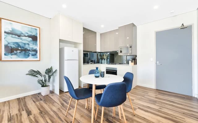 2 Bedrooms with Great Cleanliness and Comfort - photo 4