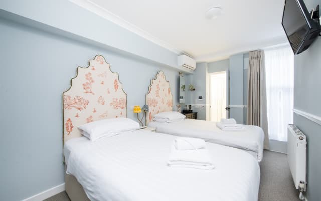 Americana Hotel - photo 4