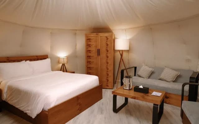 Pura Eco Retreat Jebel Hafit Desert Park - photo 4