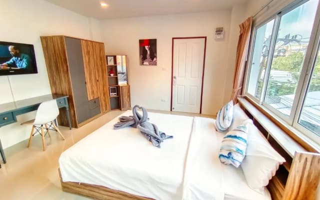 Sailor Hotel Pattaya - photo 3