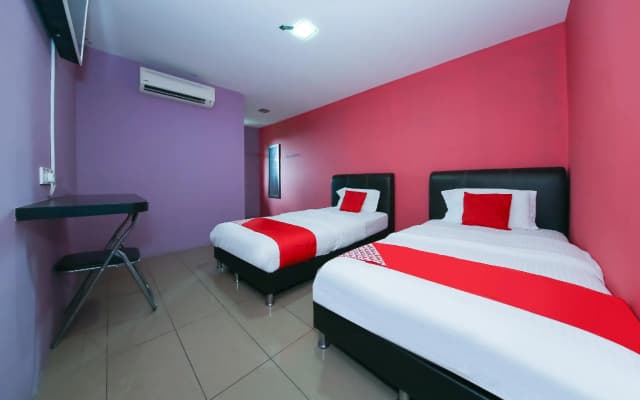 OYO 89650 Inn Hotel - photo 2
