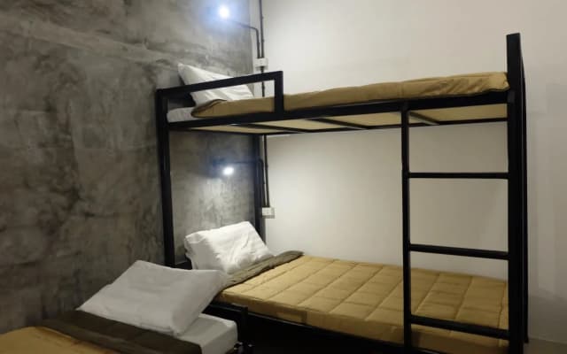 OH Hostel - photo 2