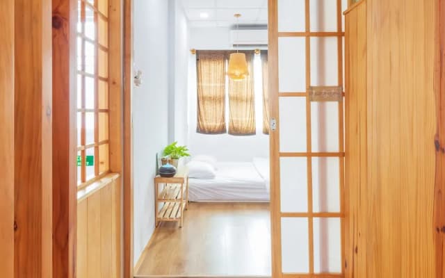 Hostie Saigon Wanderlust Home - photo 3