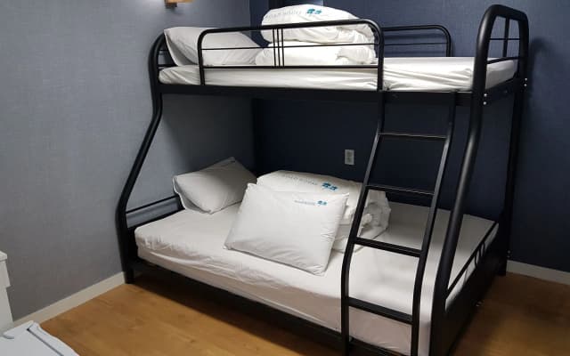 Roadhouse Shinchon - Hostel - photo 5