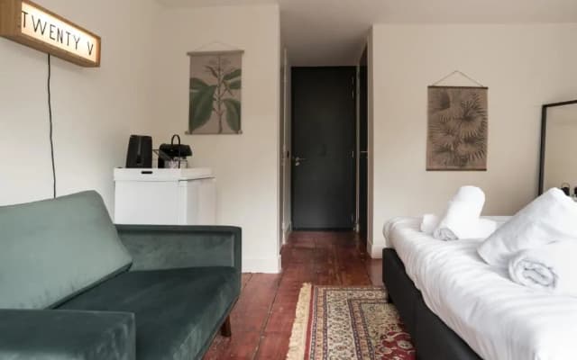 TWENTY FIVE Rooms - photo 4