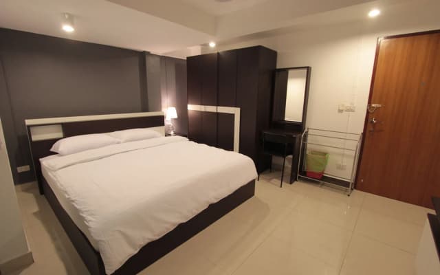 Napaville Huai Khwang Hostel - photo 4