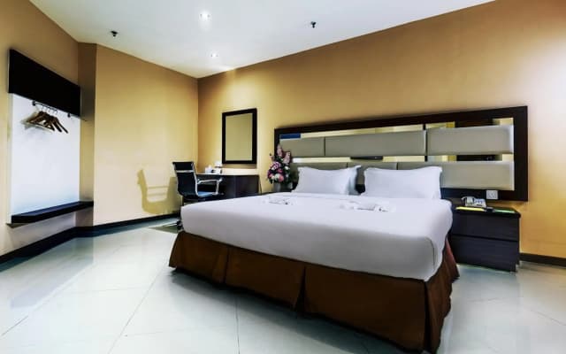 Ixora Hotel - photo 3