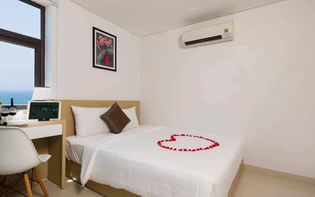 Love Hotel - photo 4