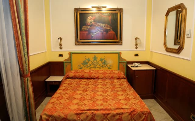 Hotel Borromeo - photo 3