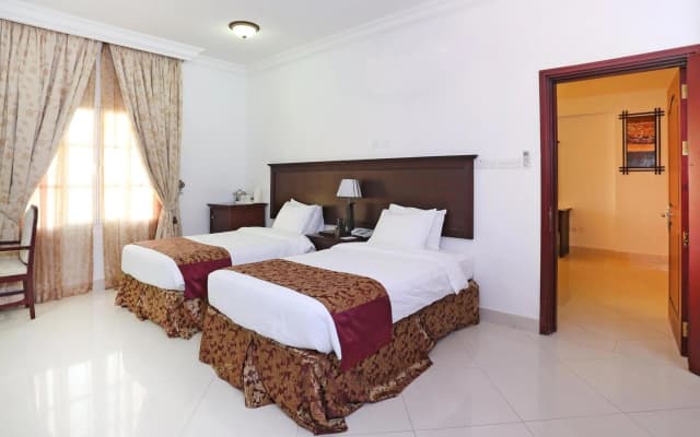 Al Maha International Hotel - photo 4