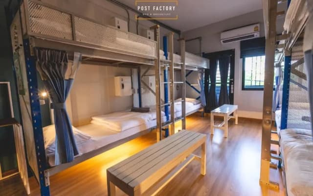 Post Factory Bed & Breakfast Sathorn Hostel - Adults Only - photo 5