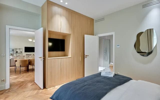 Sublime Apartment in the Center of Paris - photo 2