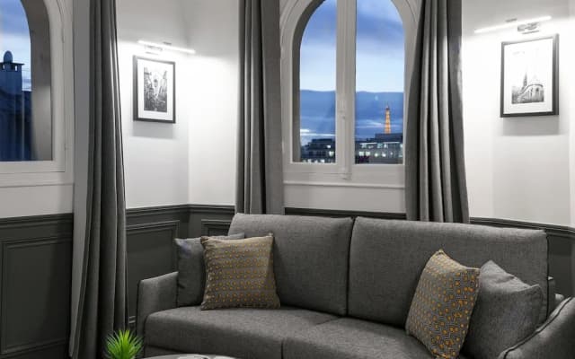 Luxury 2BDR Le Louvre I by Livinparis - photo 3
