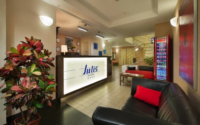 EA Hotel Juliš - photo 2