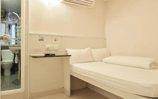 Lyton House - photo 3