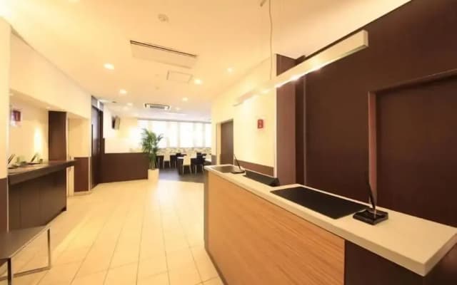 Washington R&B Hotel Kamata Higashiguchi - photo 2