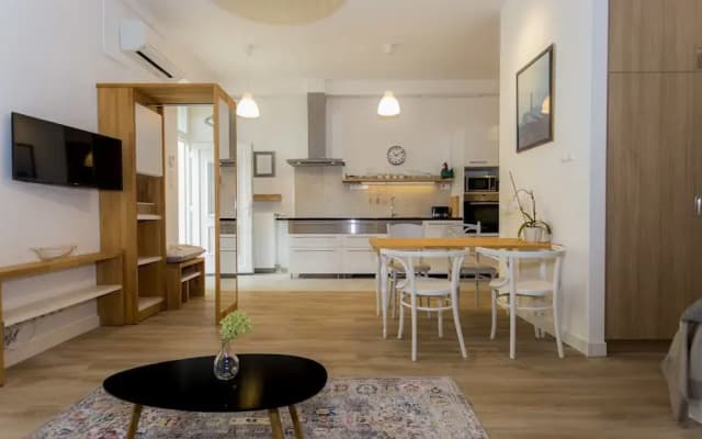 Laksa Apartments - photo 3