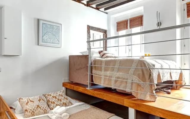 Elegant Studio in Le Marais - Sleeps 4 - photo 2