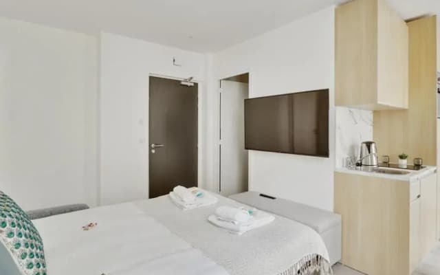 156 Suite Marlene 1 BDR APT Brand new Paris - photo 5