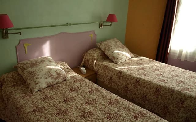 Marys Hotel - photo 5