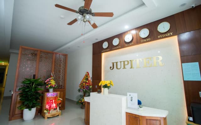 Jupiter Hotel - photo 4
