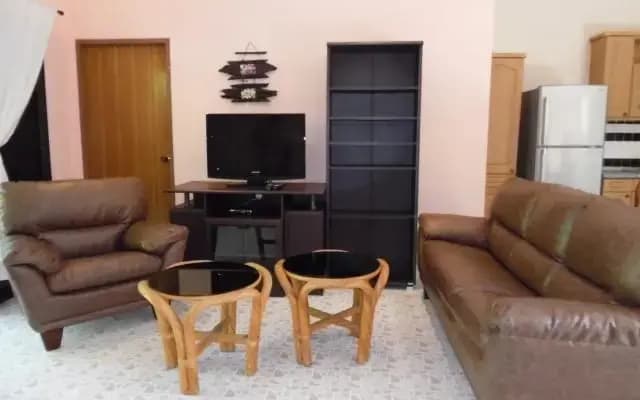 3 Bedroom Villa in Tropical Garden - photo 4