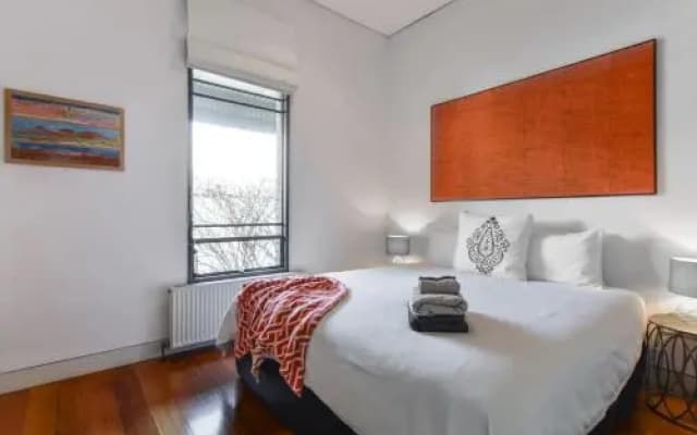 Two Five Zero / Richmond - photo 2