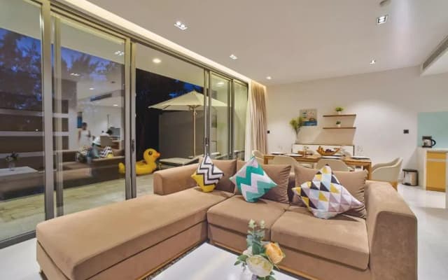 5-star Golf Resort Pool Villa - photo 5