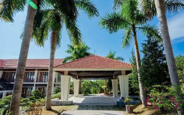 Bai Tu Long Mountain Resort - photo 3