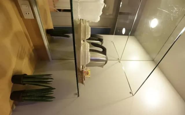 Patong Beachfront Boutique Hotel - photo 3