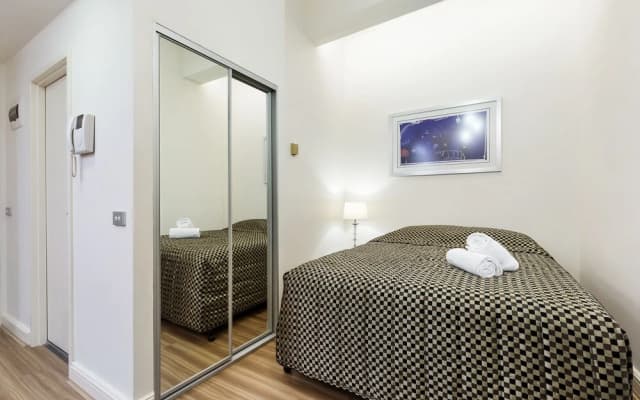 Sydney CBD Studio Apartment 503BRG - photo 3