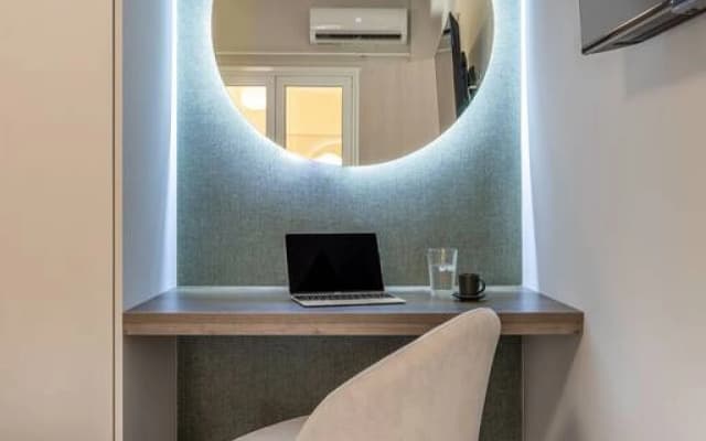 The Beehive Apartments - photo 3