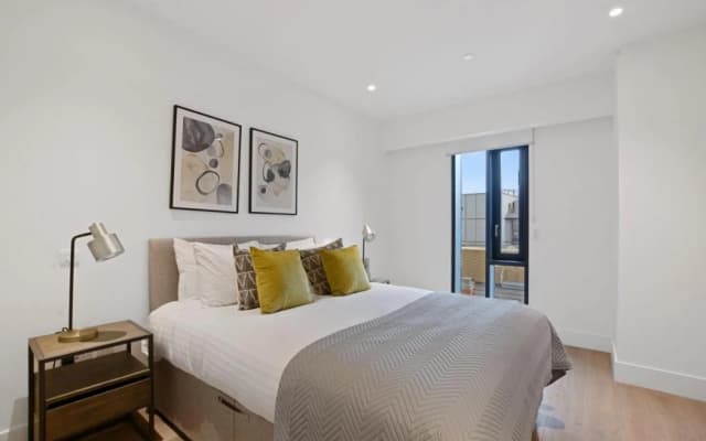Whitfield Street Residences by Aeria Apartments - photo 3