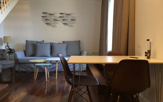 Duquesa Suites Barcelona - photo 3
