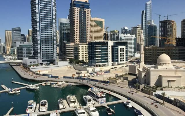 Espace Holiday Homes Dubai Marina - photo 3