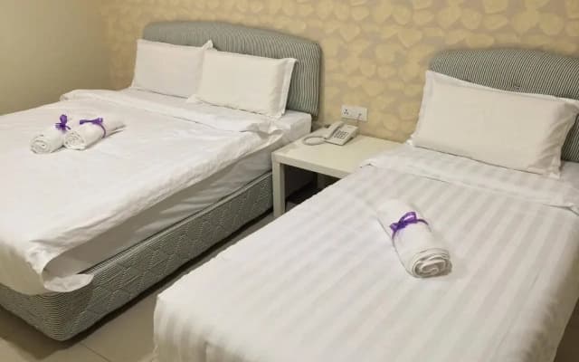 Victory G Hotel - photo 2