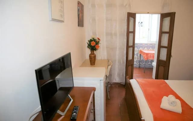Aej Guest House - photo 5