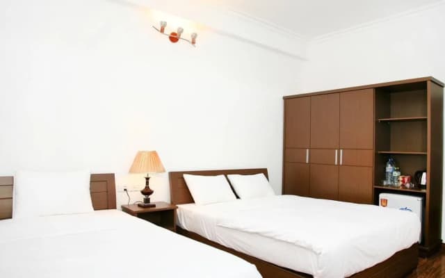 Bluebell Hotel 1 - photo 2