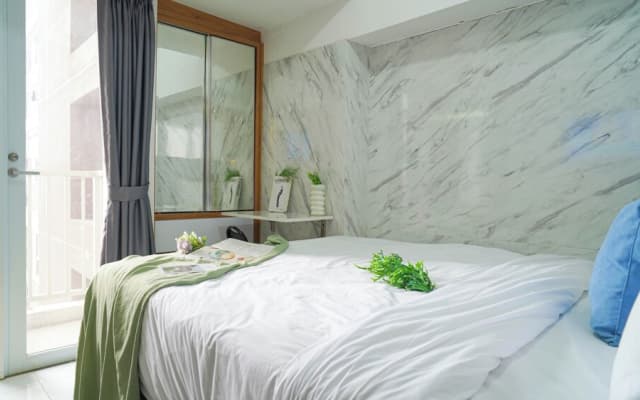 Classic Modern Studio At Apartment Tokyo Riverside Pik 2 - photo 2