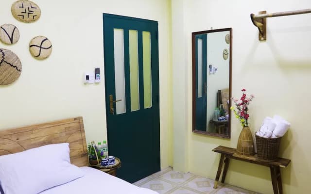 Saigon Old Town Homestay - photo 4