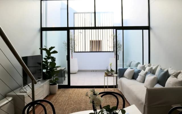 Converted Warehouse With A Local Touch - photo 3