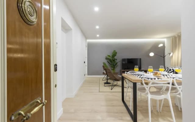 Dobo Homes Ibiza Apartment - photo 3