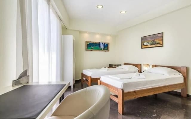 Central apartment with 5 bedrooms near the metro - photo 3