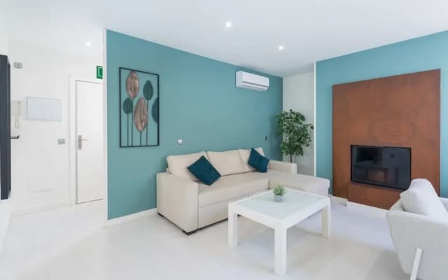 limehome Madrid Calle de la Paloma Hotel - photo 2