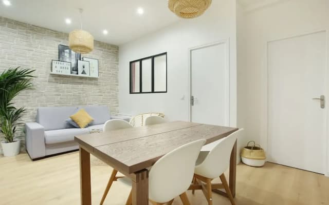 2 Bedrooms 253 St Denis - photo 3
