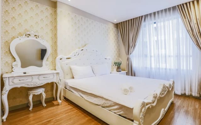 3BRs Luxury Apartment Cityview - photo 2