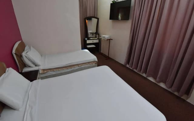 Eighty-Eight Inn - photo 5